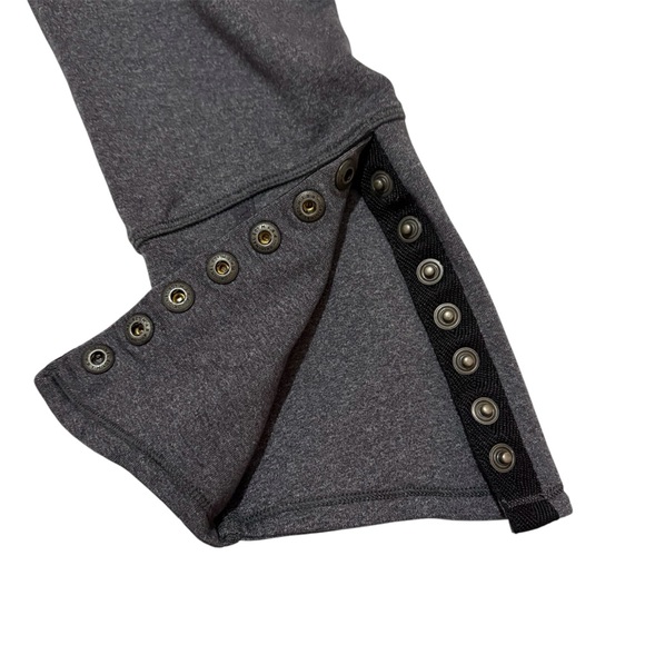 lululemon athletica Pants - lululemon Snap Me Up Crop Side Button Athletic Leggings Size 4 Rare EUC